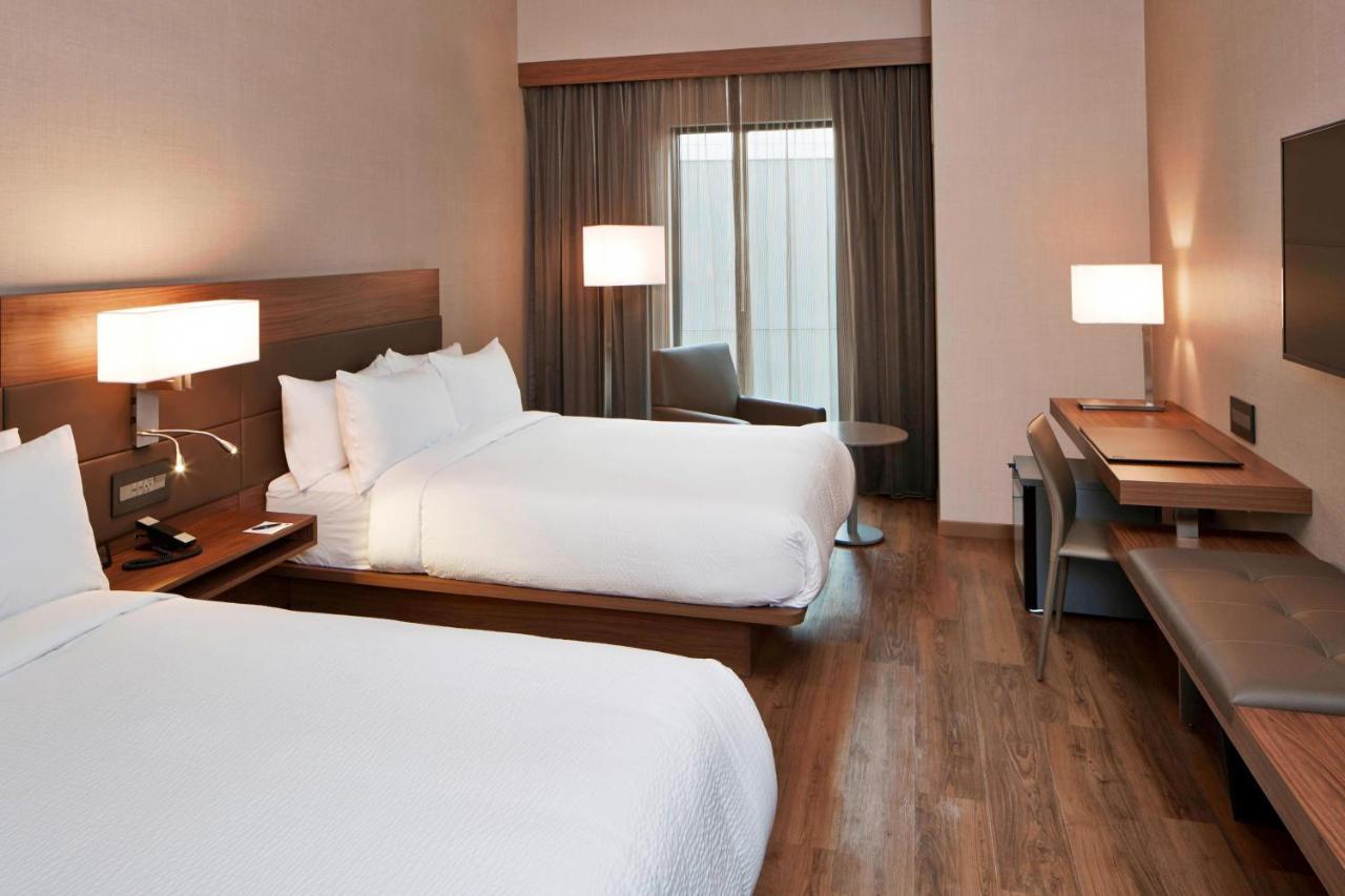 Ac Hotel By Marriott Minneapolis Downtown Екстериор снимка