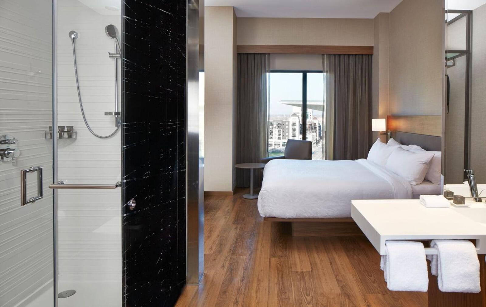 Ac Hotel By Marriott Minneapolis Downtown Стая снимка