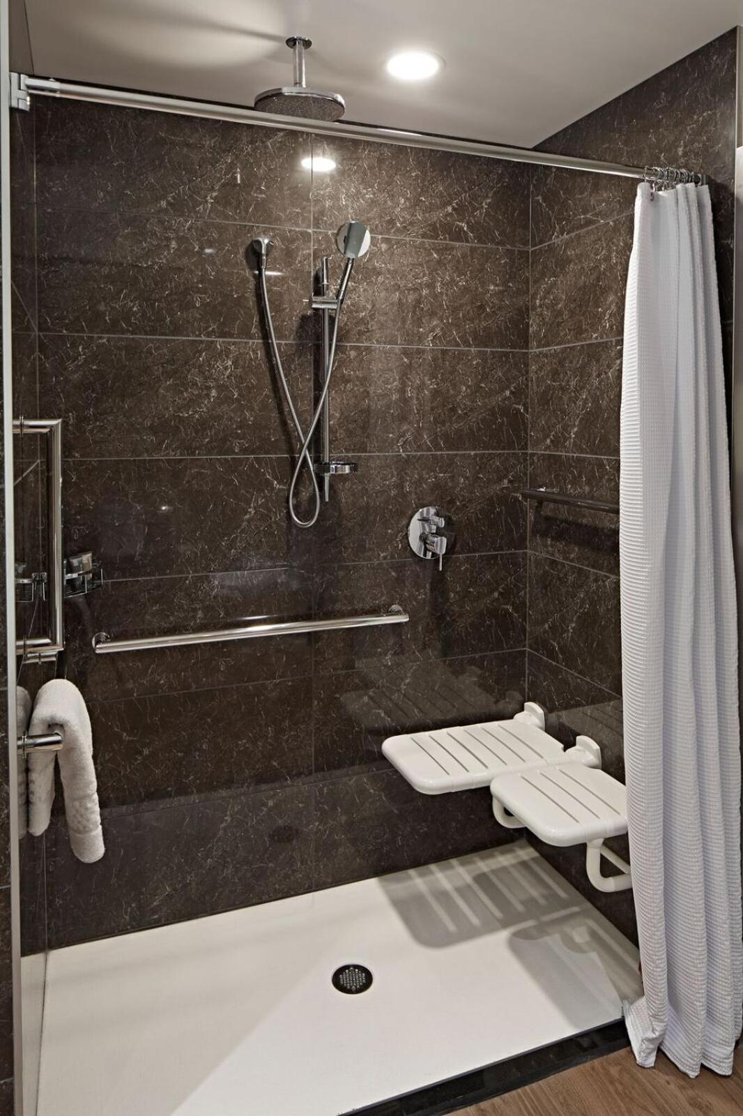 Ac Hotel By Marriott Minneapolis Downtown Стая снимка