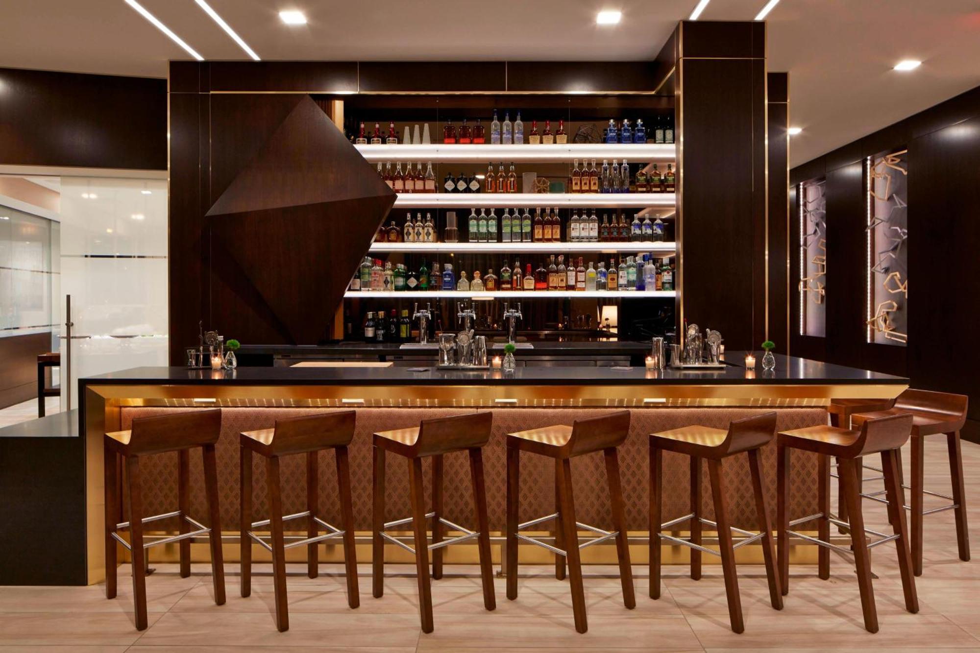 Ac Hotel By Marriott Minneapolis Downtown Екстериор снимка